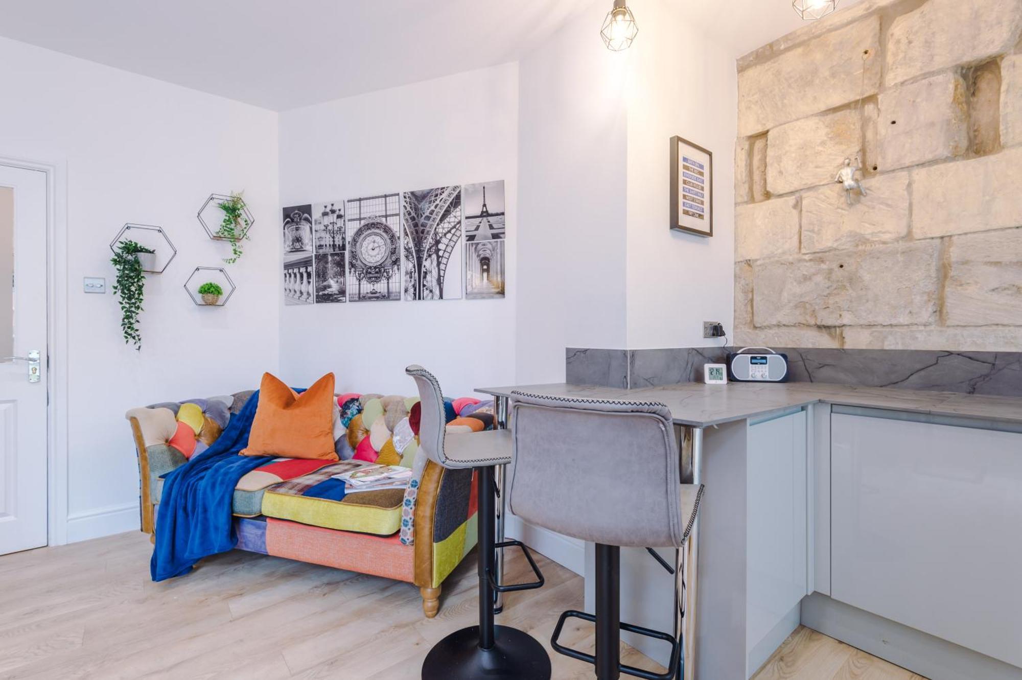 Incredible - Five Bedroom - 7 Actual Beds - 6 Bathroom House By Purestay - Central Bath With Parking Dış mekan fotoğraf