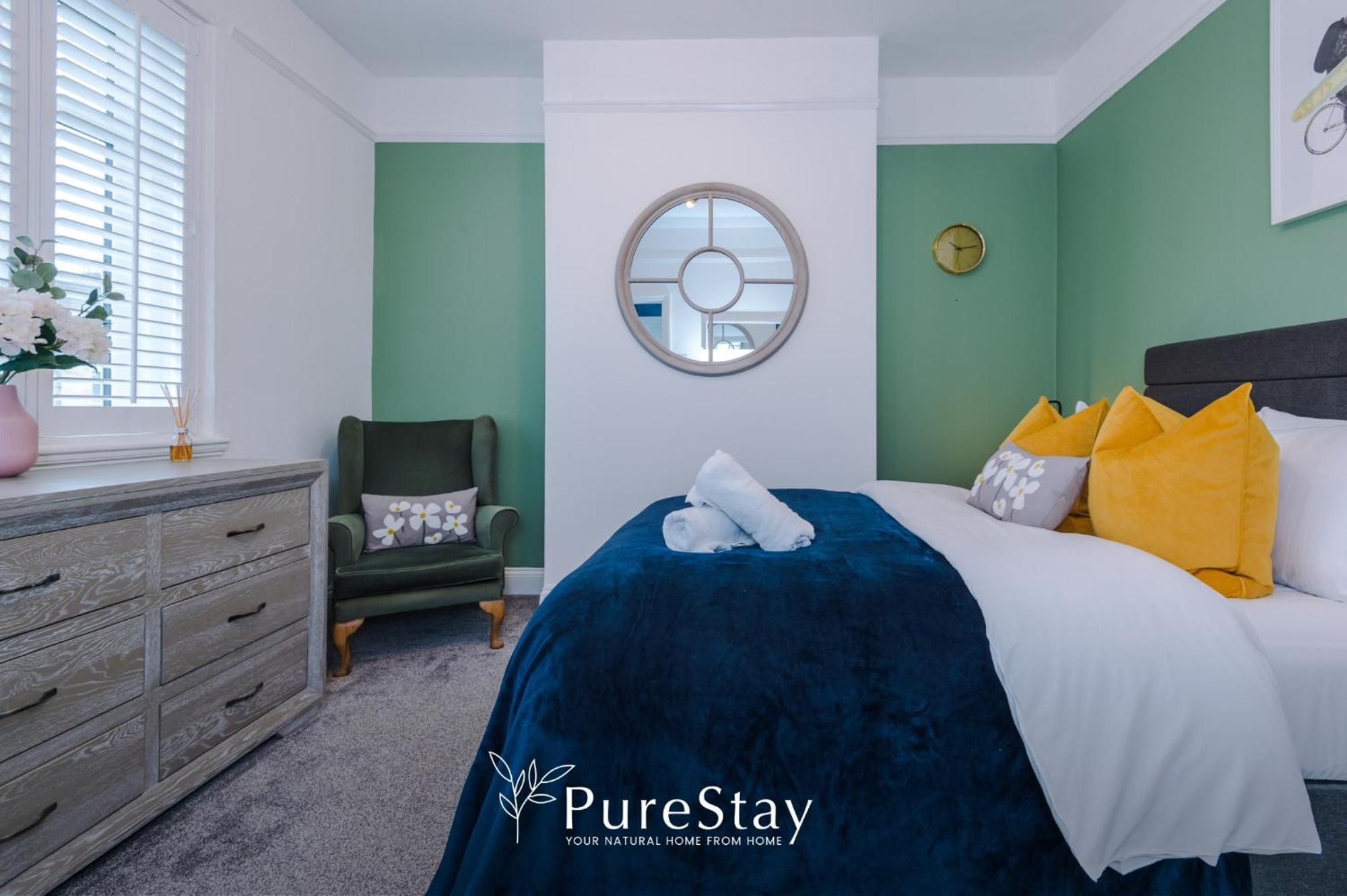 Incredible - Five Bedroom - 7 Actual Beds - 6 Bathroom House By Purestay - Central Bath With Parking Dış mekan fotoğraf